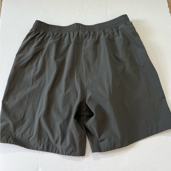Rhone Athletic Pull On Shorts Size Large Gray Lined - Picture 1 of 7